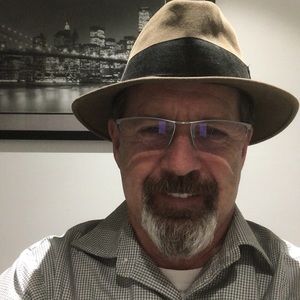 Meet your Posher, Tom